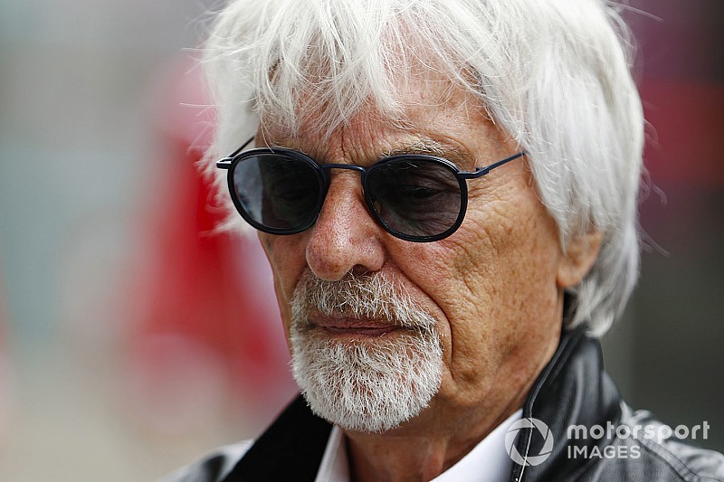 Ecclestone: "Con Marchionne vivo la Ferrari sarebbe campione del mondo!"