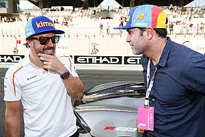 Alonso: Teste do Bahrein com Nascar é "pura diversão"