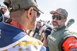 Al Attiyah explota contra la FIA en el Dakar 2025