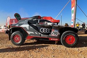 Dakar | Audi alza la sfida, nel contrasto del nulla nel deserto