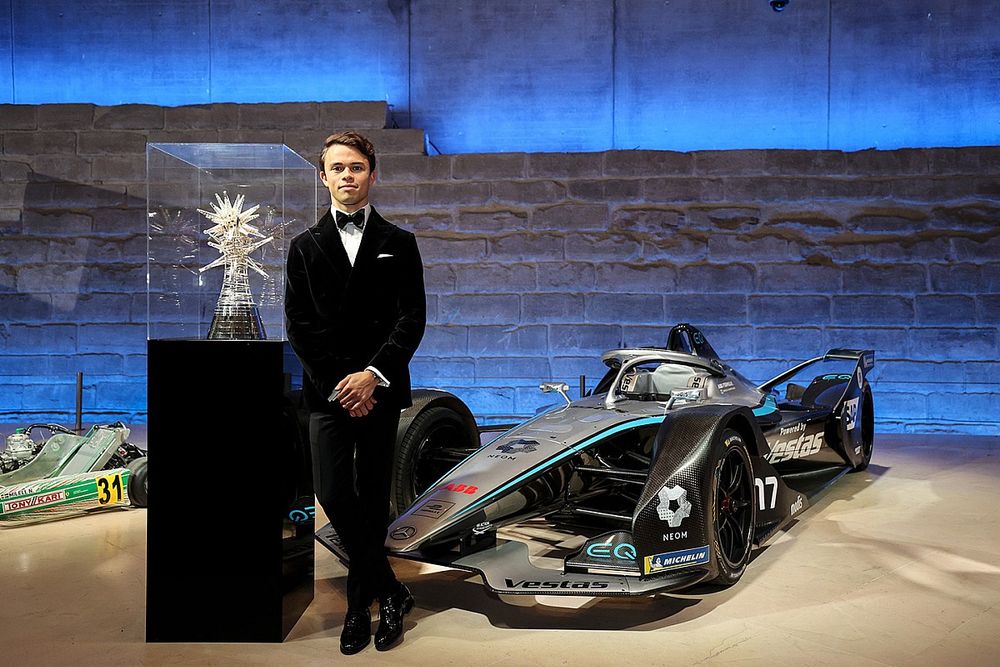 Nyck De Vries, Mercedes-Benz EQ, winnaar van het ABB FIA wereldkampioenschap Formule E voor coureurs