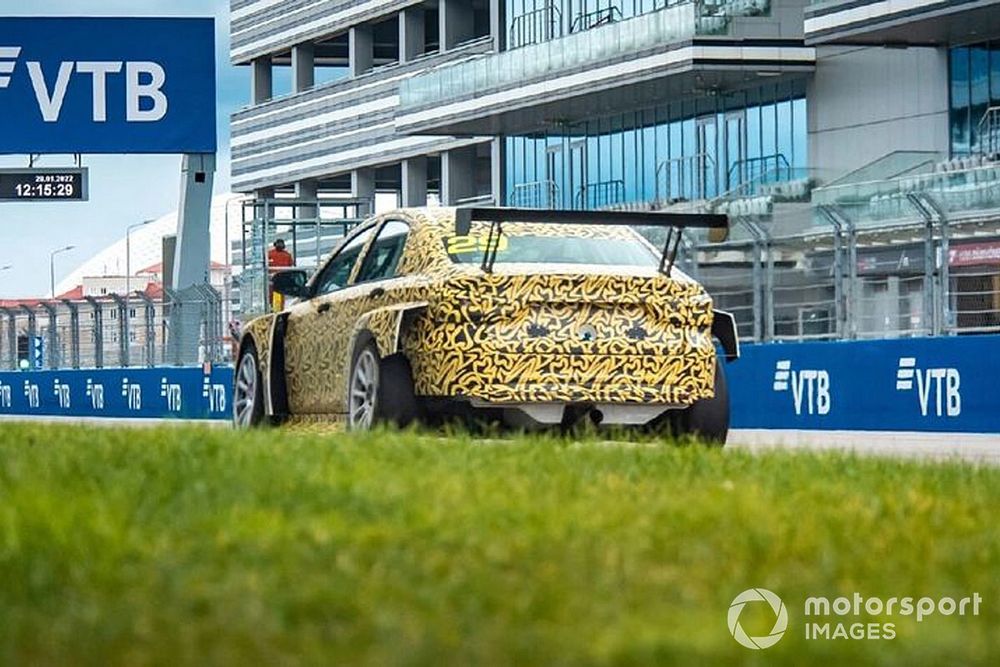 Lada al lavoro sulla nuova Vesta Sport TCR