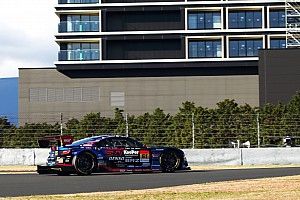 【スーパーGT】第8戦富士|公式予選タイム速報:GT500は14号車ENEOS、GT300は61号車スバルがPP!