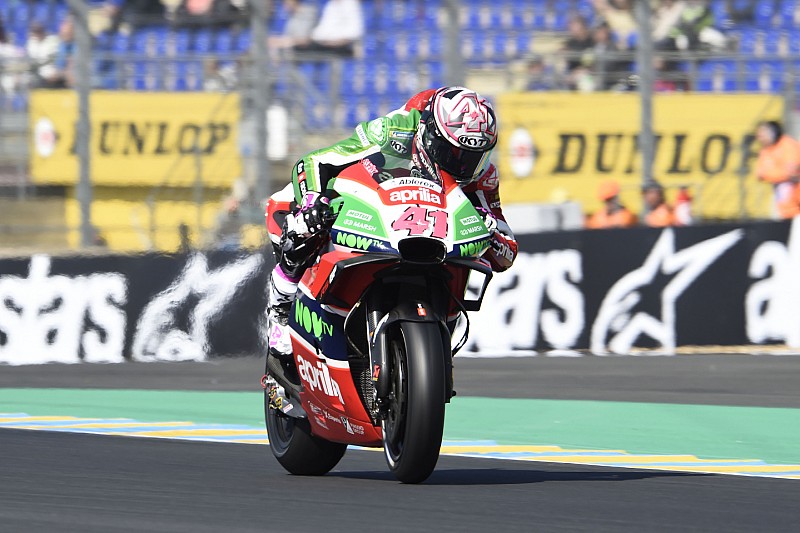 Espargaró: “ Hace años que pedimos que cambien el muro de Mugello”
