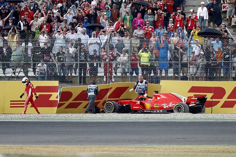 Sebastian Vettel; Ferrari SF71H crash