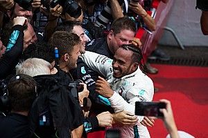 Hamilton: Mercedes beni hayal edemeyeceğim yerlere getirdi, ben de onları getirdim