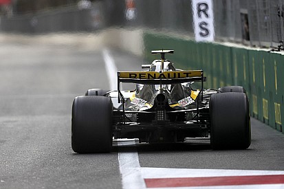Sainz: Farklı arka kanatlar motor gücü farkını ortaya koyuyor