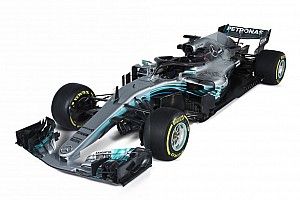 Komparasi mobil F1: Mercedes W08 vs Mercedes W09