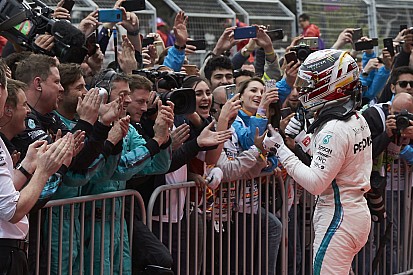 Hamilton: 2018 aracını sürmek 2017 aracını sürmekten daha zor