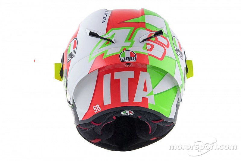 Rossi pamer helm spesial Mugello