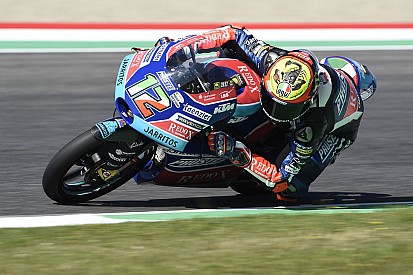 Moto3 Barcelona: Bezzecchi voor Kornfeil in tweede training