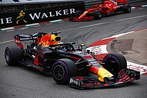 Red Bull: carro de Ricciardo tinha 25% menos potência