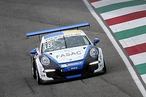 Carrera Cup Italia, Mugello: la "nuvoletta" di Curti e Linossi