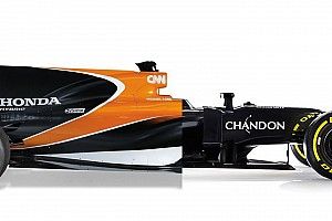 Compare modelos da McLaren de 2016 e 2017