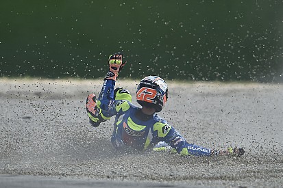 Подушки безопасности в комбинезонах стали обязательными для MotoGP