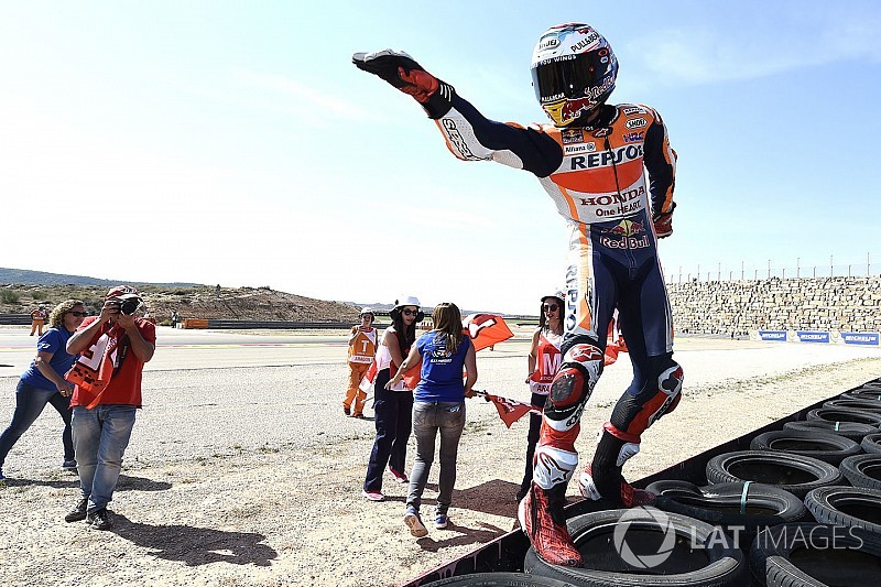 VIDEO: Los bailes de celebración de Marc Márquez