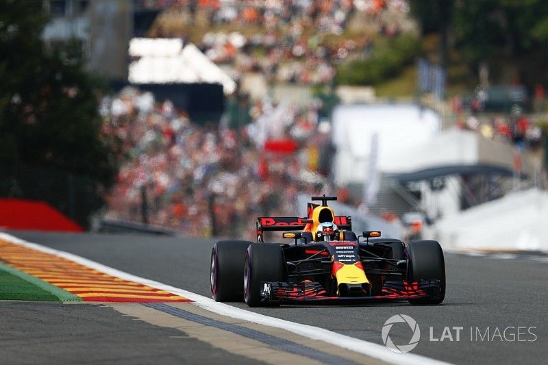 Ricciardo de lachende derde: "Was mijn enige kans"