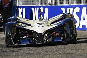 Машина Roborace проедет выставочную гонку в Гудвуде