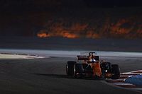 Formel 1 2017 in Sakhir: Fernando Alonso in Q2 mit Motorschaden