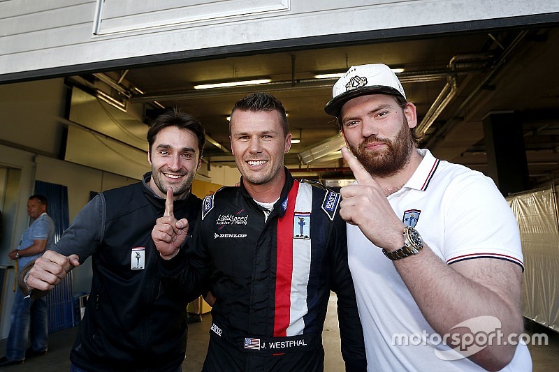 24 uur Nürburgring: Westphal pakt verrassende pole-position voor Glickenhaus