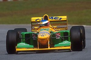La F1 à quatre roues directrices qui a failli rouler en Grand Prix