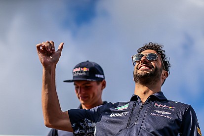 Ricciardo dice que Verstappen ya le ofreció disculpas
