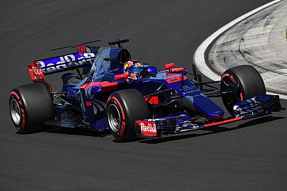 Kvyat penalizzato, retrocede sedicesimo e perde un punto sulla patente