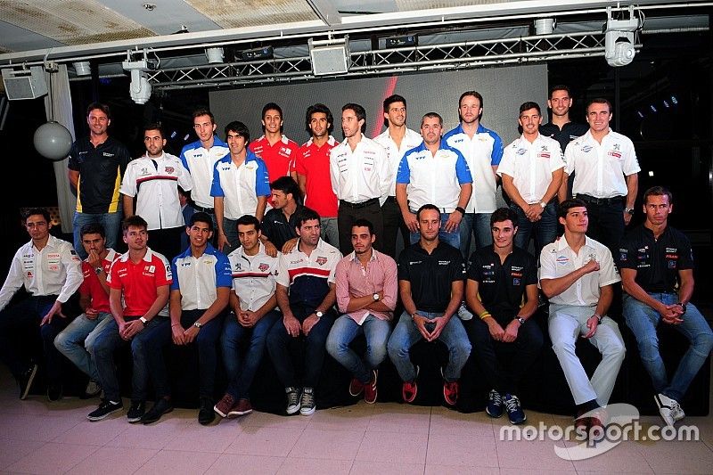 Plantel de pilotos del Súper TC2000 para 2016