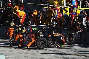 NASCAR to limit crew rosters in 2018