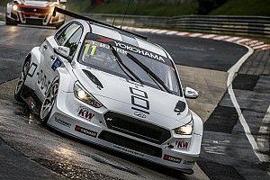 Thed Björk trionfa in Gara 3 al Nordschleife