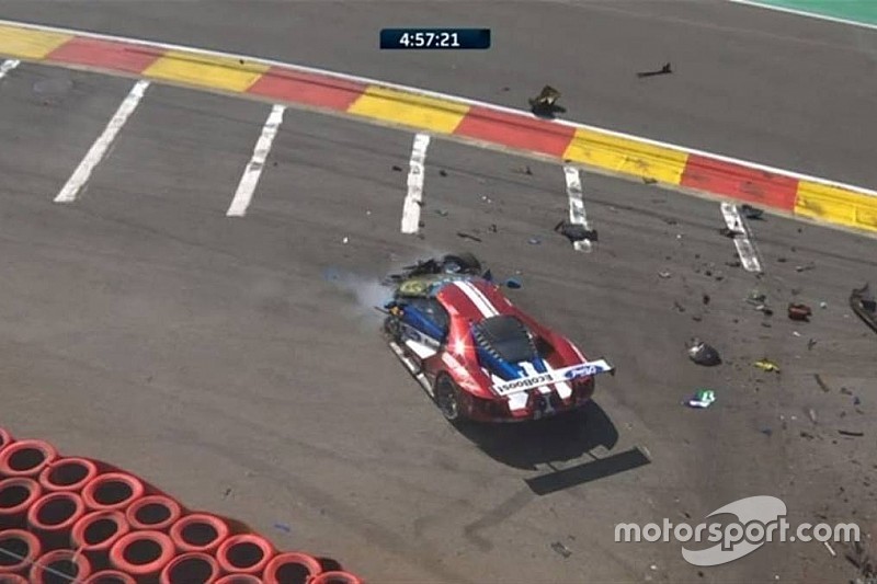 Video: Tincknell ongedeerd na heftige crash op Spa