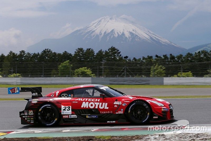 霧が晴れた富士、30分の公式練習は23号車MOTUL AUTECH GT-Rトップ
