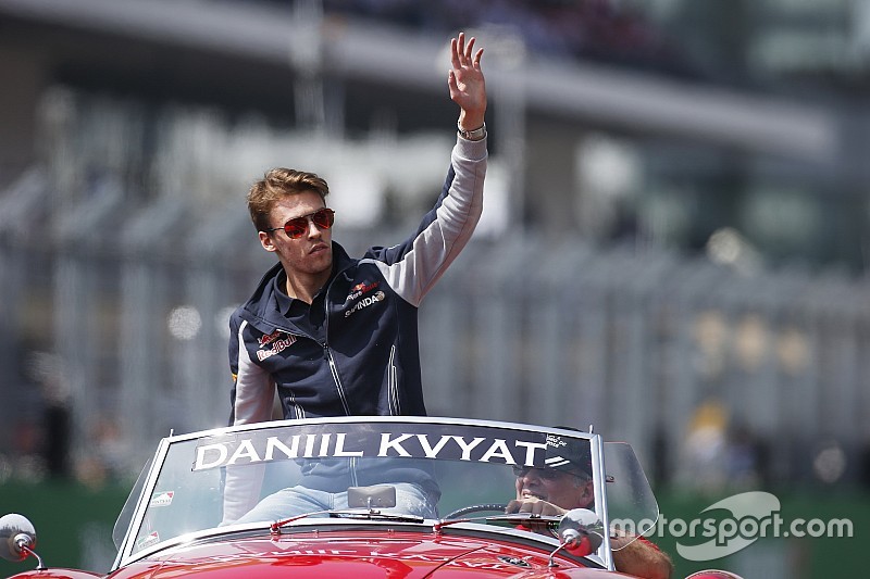 Официально: Квят подписал контракт с Toro Rosso
