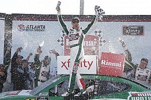 Kevin Harvick cruises to the win in Atlanta Xfinity race