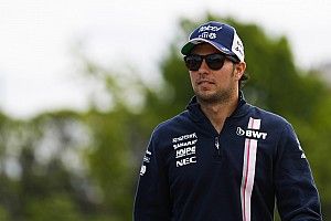 Sergio Pérez lamenta no tener el nuevo motor Mercedes