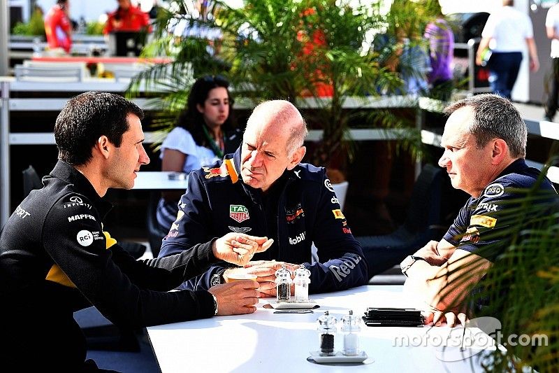 Newey legt uit: Hoe Red Bull Renault bewust provoceerde