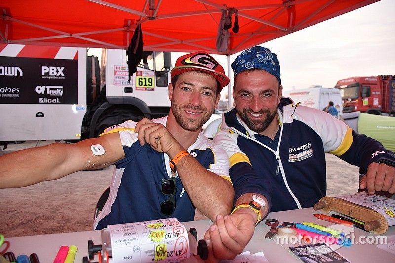 Dakar: i rookie Gerini e Vignola proseguono tra multe e "jolly"