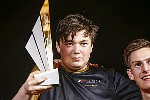 Megvan a világ első Forma-1 Esport világbajnoka: brutális finálé Abu Dhabiban
