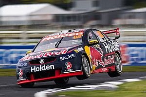 Pukekohe Supercars: Whincup pips McLaughlin for pole by 0.005s