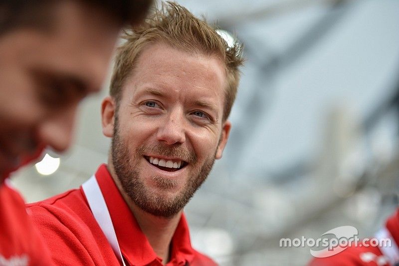 Bird, duda para el WEC; Molina gana enteros