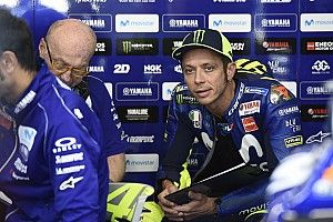 Rossi nega que esteja querendo engenheiro de Viñales
