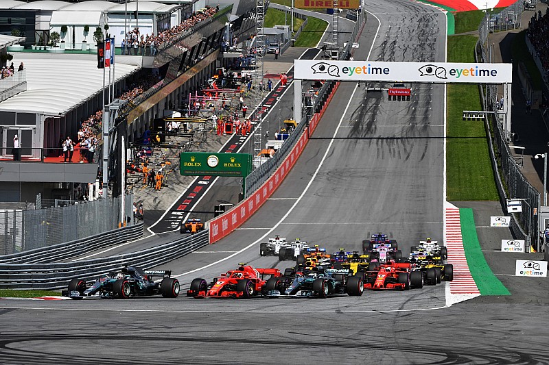 Szenzációs onboard felvételek az Osztrák Nagydíjról: Räikkönen, Verstappen…
