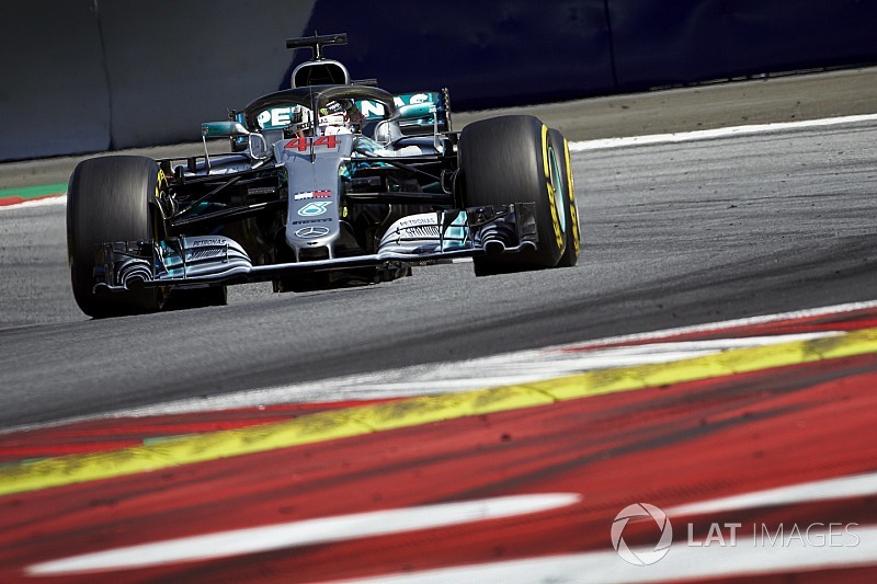 Mercedes n'accable pas son responsable de la stratégie