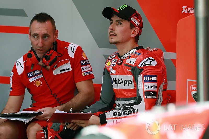 Lorenzo sebut sasis baru Ducati tak optimal