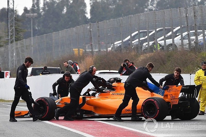 Al tercer día, McLaren superó con Renault sus tres años con Honda
