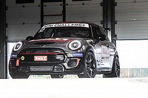 Fotogallery: presentazione MINI Challenge 2018