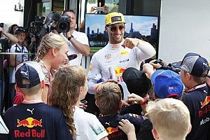 Grid girls hilang, Ricciardo ungkap momen lucu grid kids