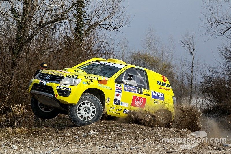 Lorenzo Codecà, Matteo Lorenzi, Suzuki Grand Vitara 3.6 V6 T1