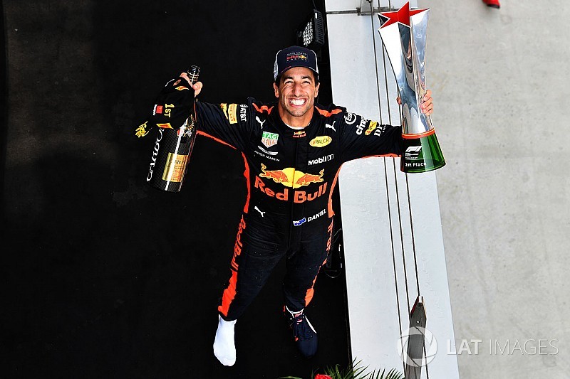 Díszes társasághoz csatlakozott Ricciardo a győzelmével a Forma-1-ben