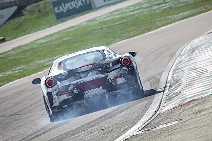 Prueba del Ferrari 488 Pista 2018, el coche que también probó Valentino Rossi